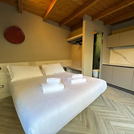 Armonia With Jacuzzi Pool