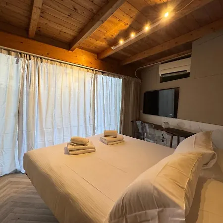 Armonia With Jacuzzi Pool Vakantiehuis *