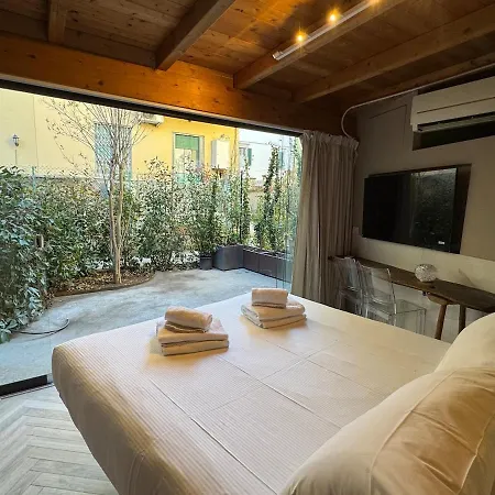 Armonia With Jacuzzi Pool